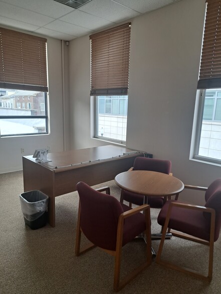 More Photos Of 46 Paterson St, New Brunswick Storefront Retail Residential For Lease