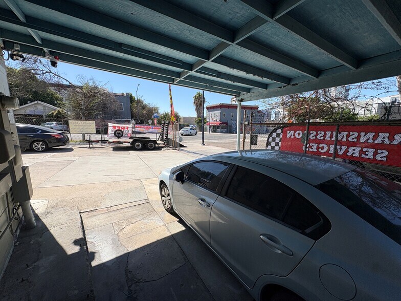 More Photos Of 301 16th St, San Diego Auto Repair For Sale