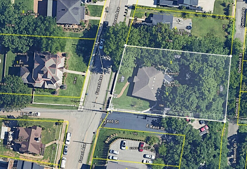More Photos Of 300 Forest Ave, Chattanooga Office For Sale