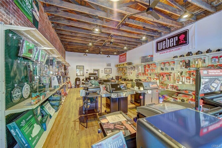More Photos Of 105 Broadway St, Chico General Retail For Sale