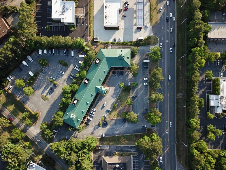 More Photos Of 3075 John Hawkins Pky, Birmingham Unknown For Lease