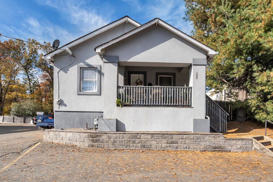 More Photos Of 142 S Livingston Ave, Livingston Unknown For Lease