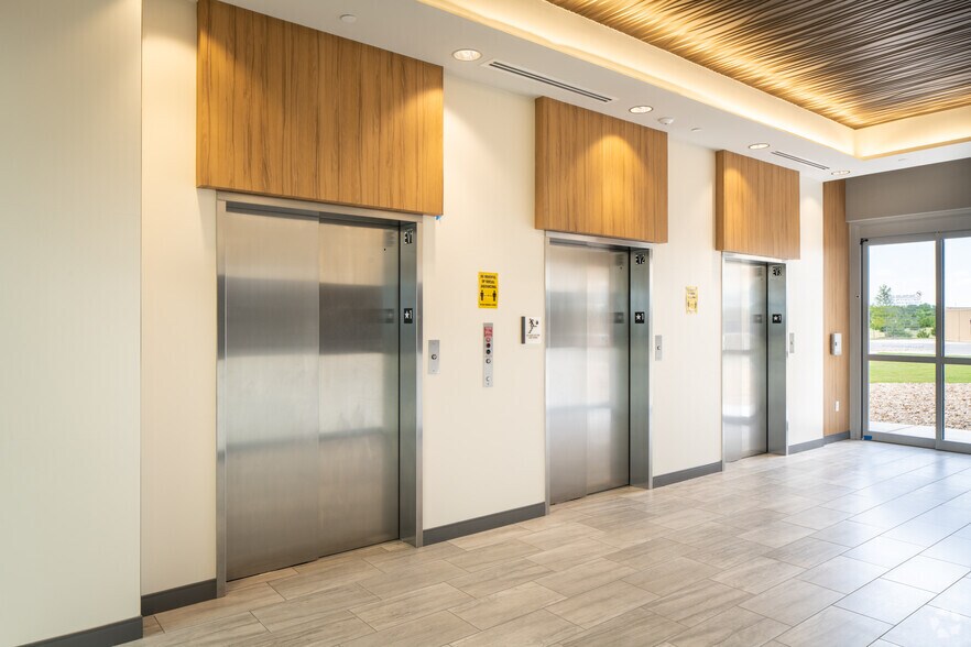 More Photos Of 505 St. David's Loop, Leander Medical For Lease