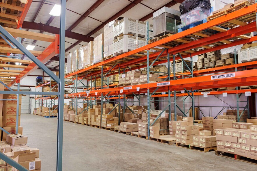 More Photos Of 63 Talona Spur Rd, Ellijay Freestanding For Sale