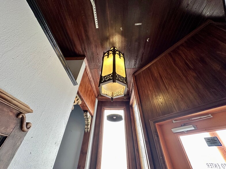 More Photos Of 202 S Broadway, Peru Storefront Retail Residential For Sale