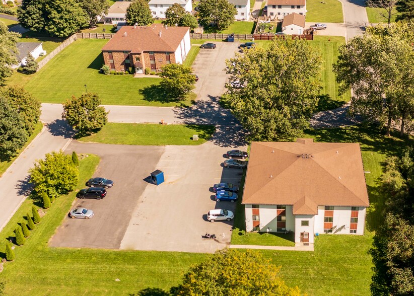 More Photos Of 5724 Glendale Dr, Lockport Apartments For Sale