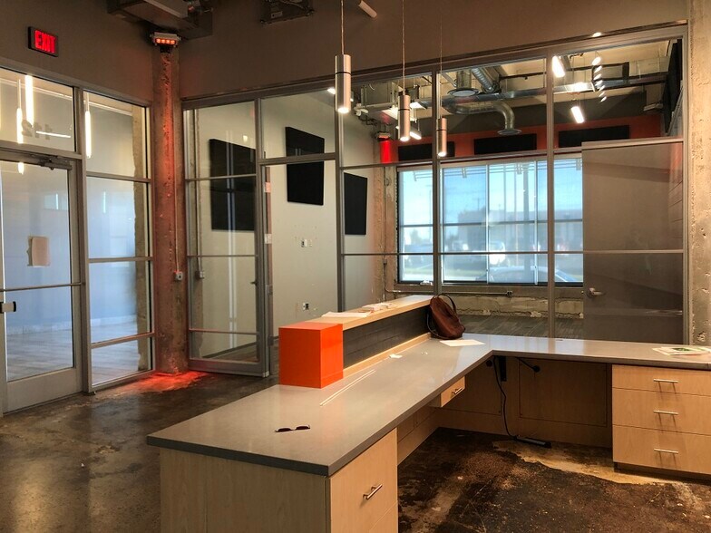 More Photos Of 810 S Cincinnati Ave, Tulsa Office For Lease