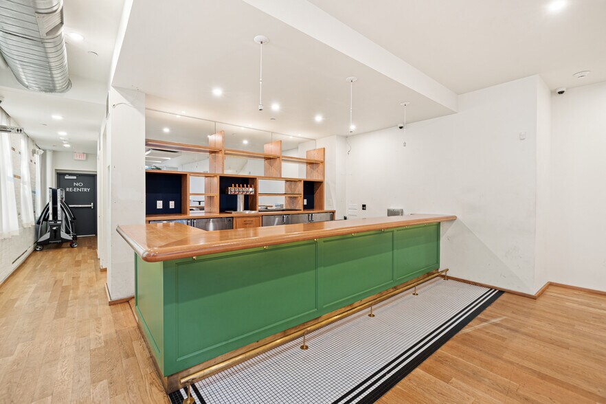 More Photos Of 1647 N 2nd St, Philadelphia Restaurant For Sale