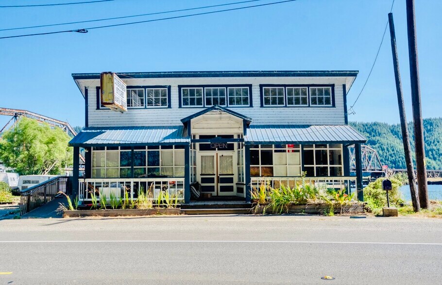 More Photos Of 6750 Or-126 Hwy, Florence Marina For Sale