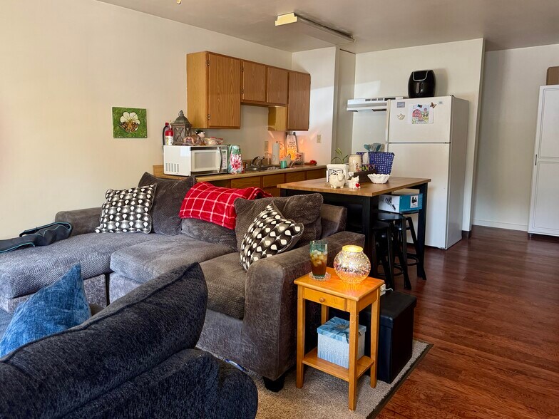 More Photos Of 250 E Water St, Slippery Rock Apartments For Sale
