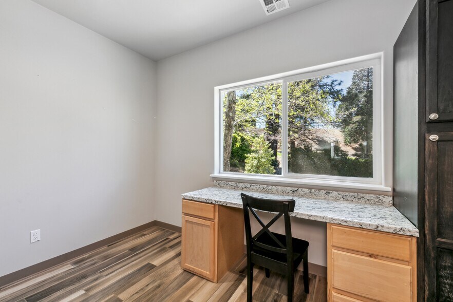 More Photos Of 2875 Larsen Dr, Camino Winery Vineyard For Sale