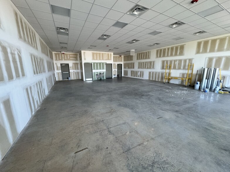 More Photos Of 5246 Murfreesboro Rd, La Vergne Freestanding For Lease