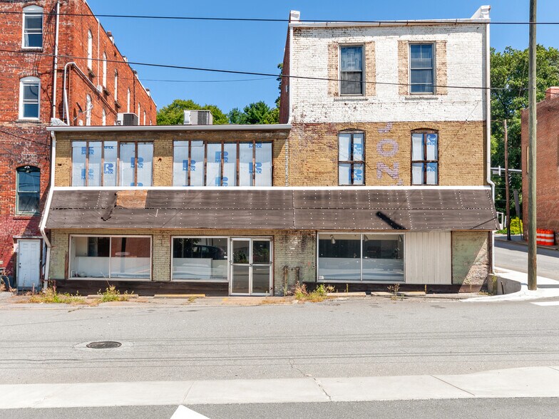 More Photos Of 505 Main St, Canton Storefront Retail Office For Sale