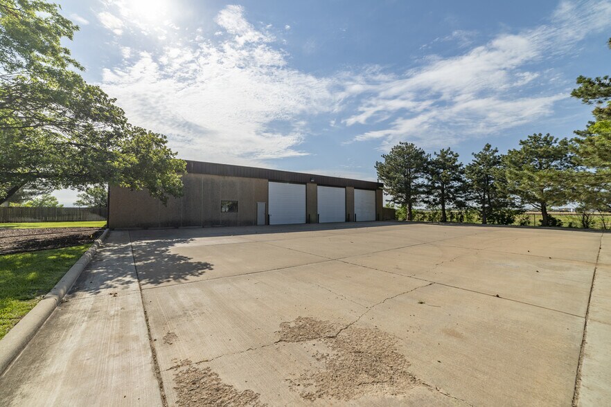 More Photos Of 701 N Price Rd, Pampa Medical For Lease