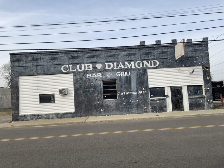 Primary Photo Of 449 E College St, Jackson General Retail For Sale