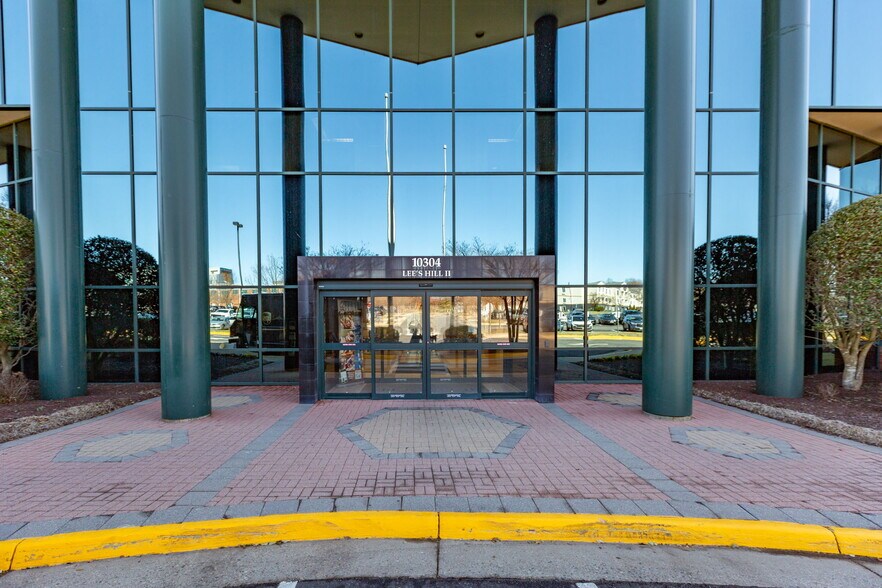 More Photos Of 10304 Spotsylvania Ave, Fredericksburg Office For Lease