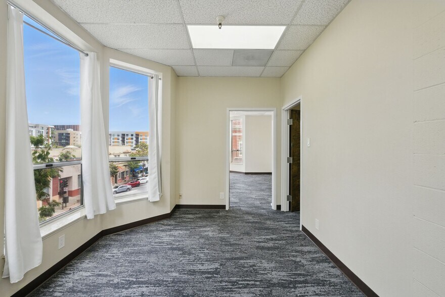 More Photos Of 301 Grand Ave, South San Francisco Office For Lease
