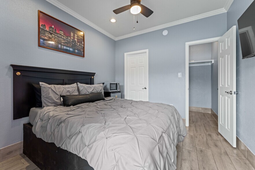 More Photos Of 2020 Highland Rd, Baton Rouge Hotel For Sale