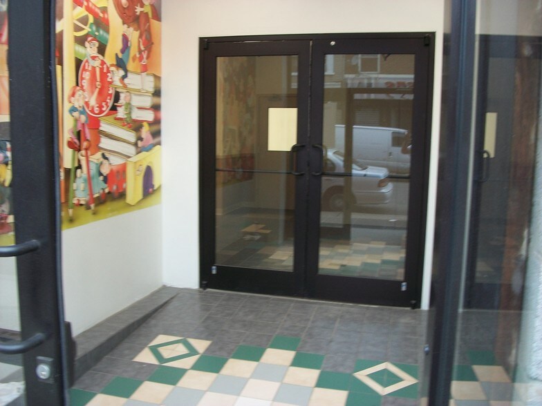 Primary Photo Of 39 3rd St, Passaic Apartments For Lease