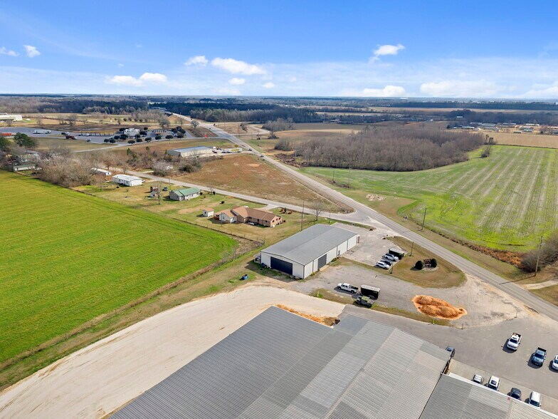 More Photos Of 5060 Jack Springs Rd, Atmore Light Distribution For Sale