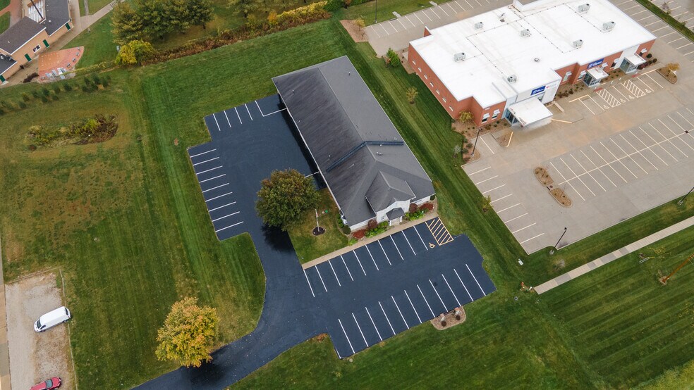 More Photos Of 1186 S State Route 157, Edwardsville Loft Creative Space For Sale