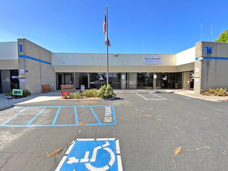 More Photos Of 402 Farnel Rd, Santa Maria Light Manufacturing For Sale