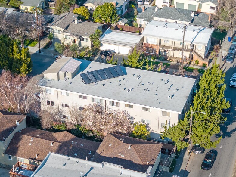 More Photos Of 5499 Claremont Ave, Oakland Apartments For Sale