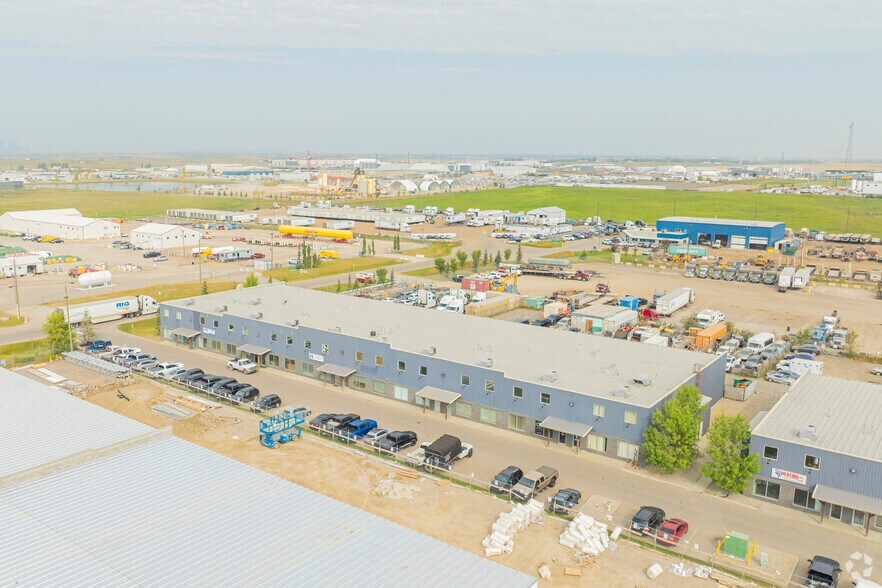 More Photos Of 10 Wrangler Pl, Rocky View C Warehouse For Lease