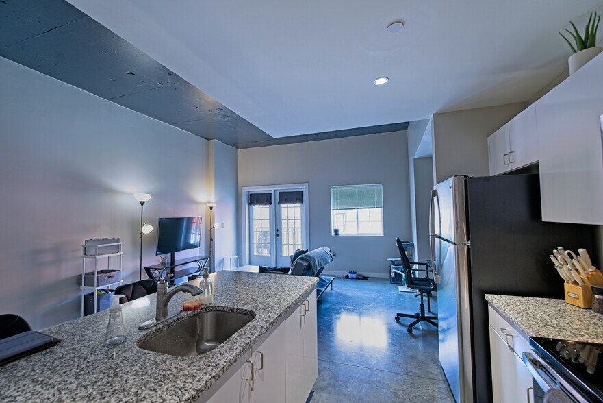 More Photos Of 3637 Park Ave, Memphis Apartments For Sale