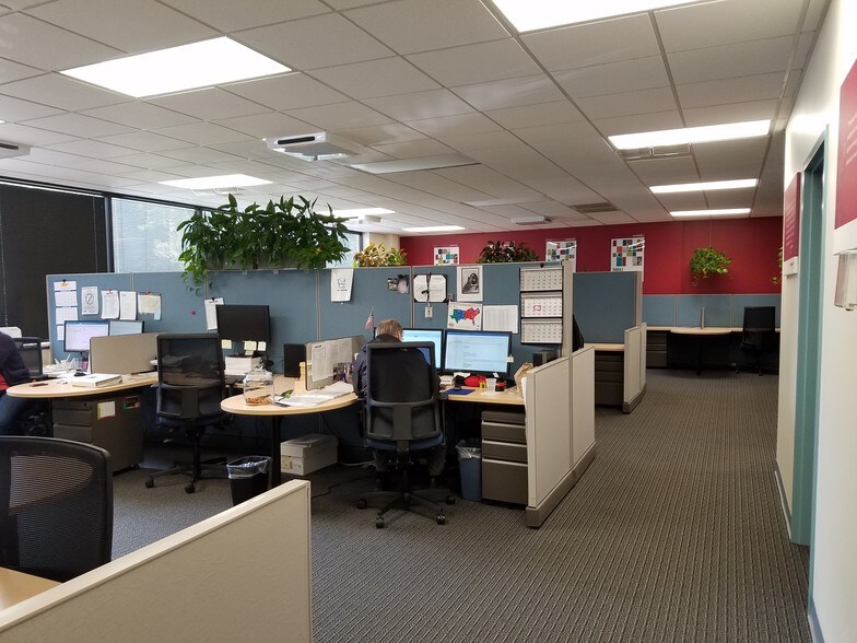 More Photos Of 415 McFarlan Rd, Kennett Square Office For Lease