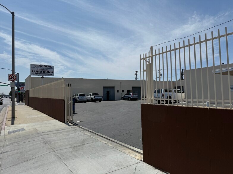 More Photos Of 508 Glenoaks Blvd, San Fernando Industrial For Sale