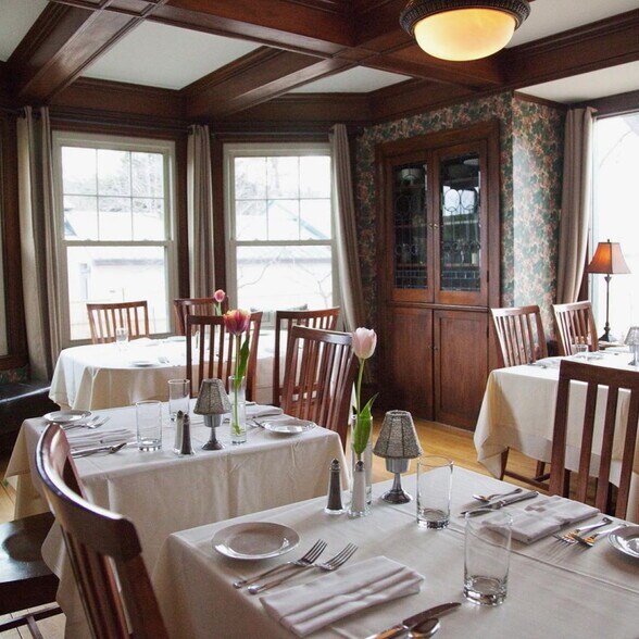 More Photos Of 548 Main St, Fryeburg Hotel For Sale