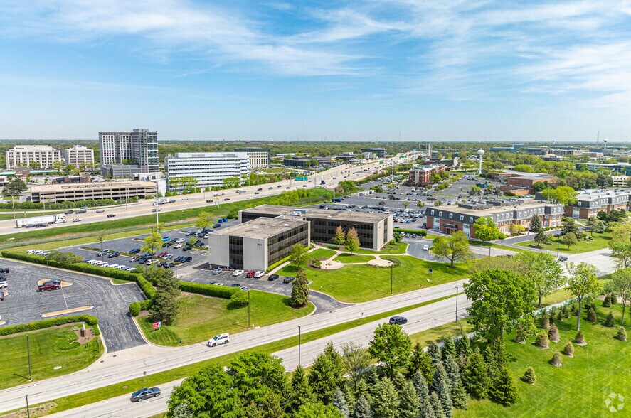 More Photos Of 1100 Jorie Blvd, Oak Brook Office For Lease