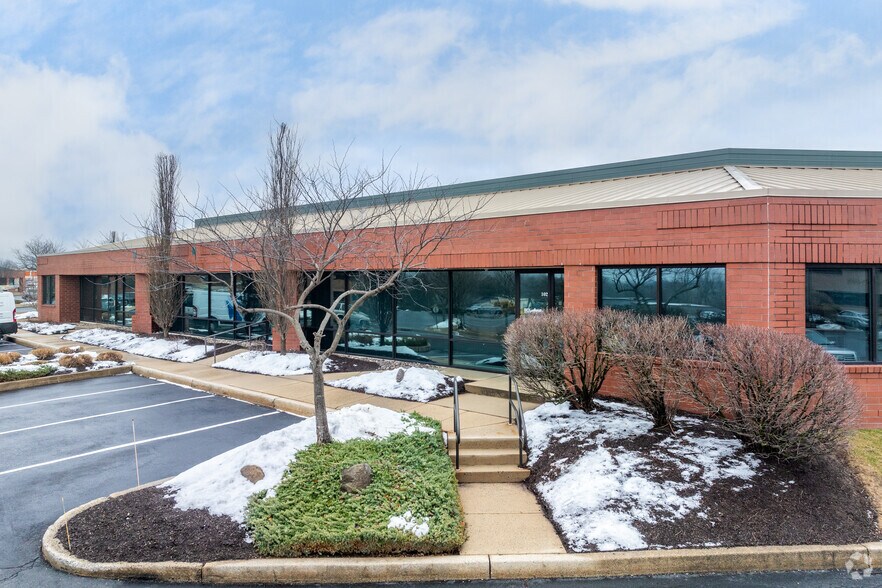 More Photos Of 975 Berkshire Blvd, Wyomissing Medical For Lease