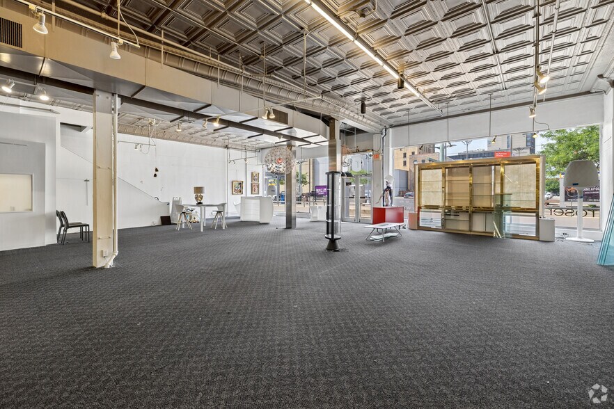 More Photos Of 22 N 5th St, Minneapolis General Retail For Sale