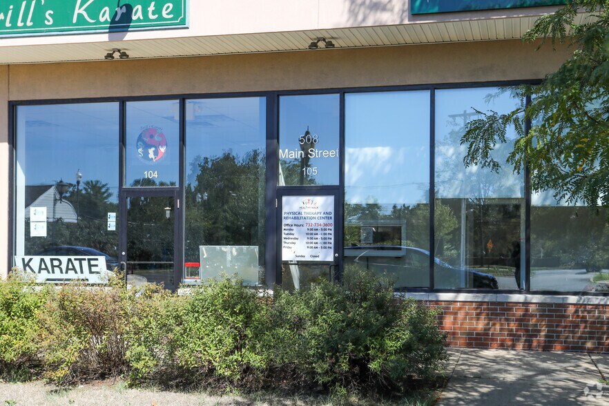More Photos Of 508 Main St, Spotswood Storefront For Sale