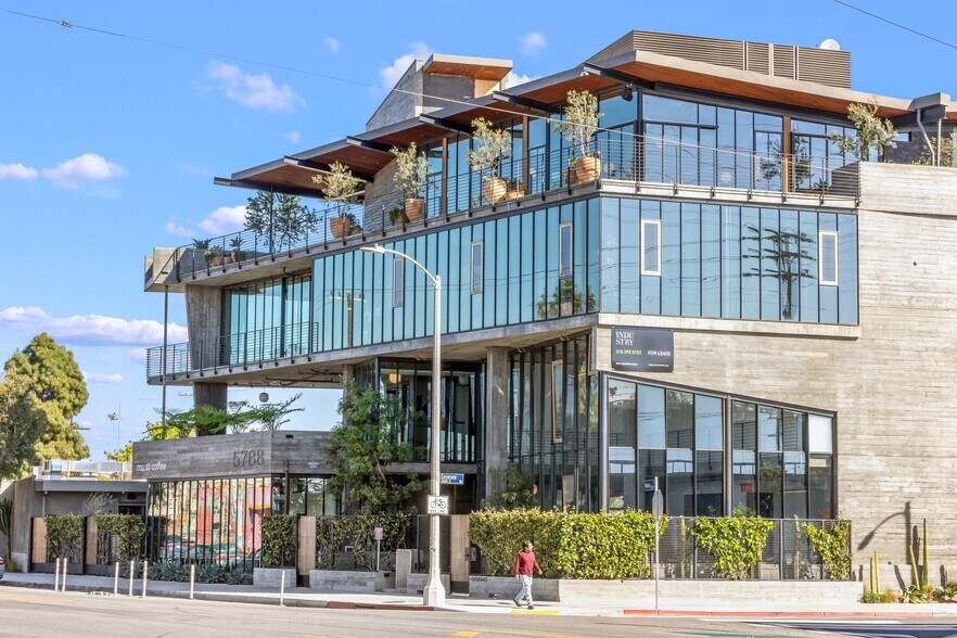 More Photos Of 5338 Smiley Dr, Los Angeles Land For Sale