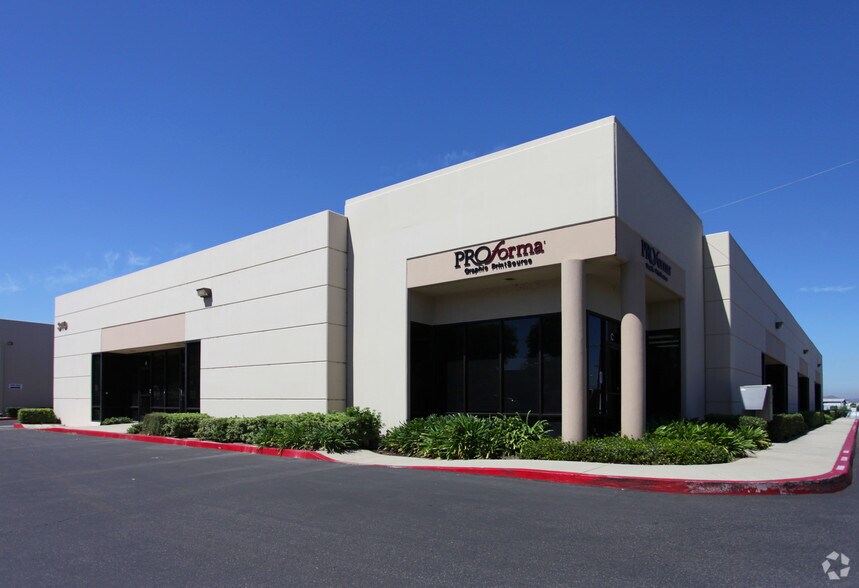 More Photos Of 350 S Maple St, Corona Unknown For Lease