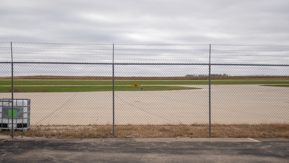 More Photos Of 7840 Leqve Dr SW, Rochester Industrial For Lease