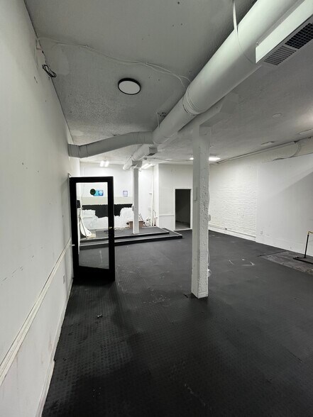 More Photos Of 251 Trinity Ave SW, Atlanta General Retail For Sale