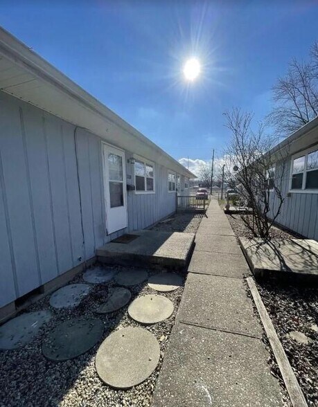 More Photos Of 3218 Illinois Ave, Middletown Apartments For Sale