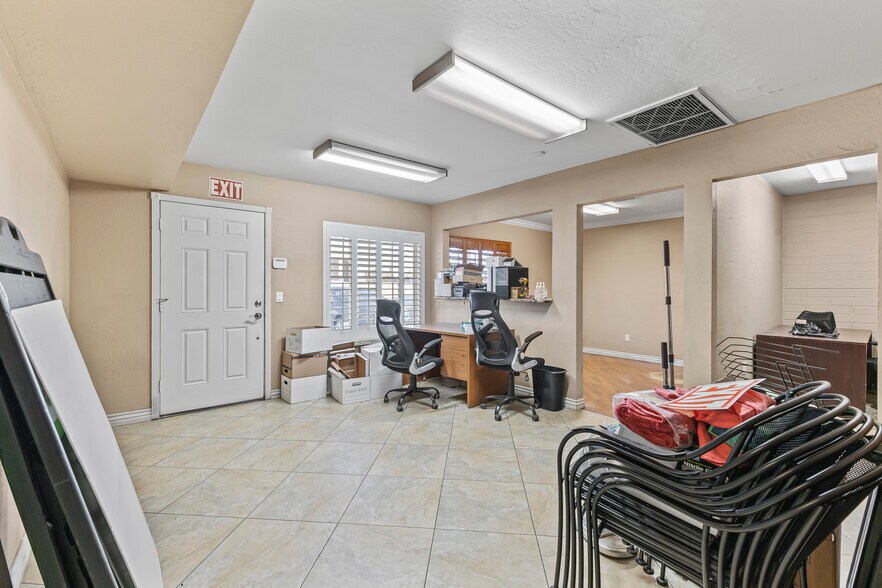 More Photos Of 9243 W Grand Ave, Peoria General Retail For Lease