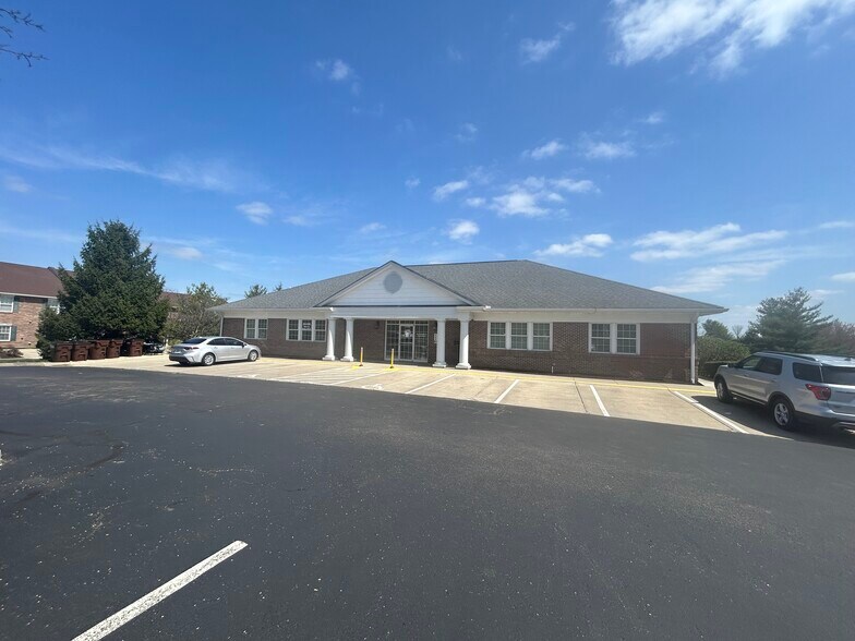 More Photos Of 5680 Bridgetown Rd, Cincinnati Medical For Sale