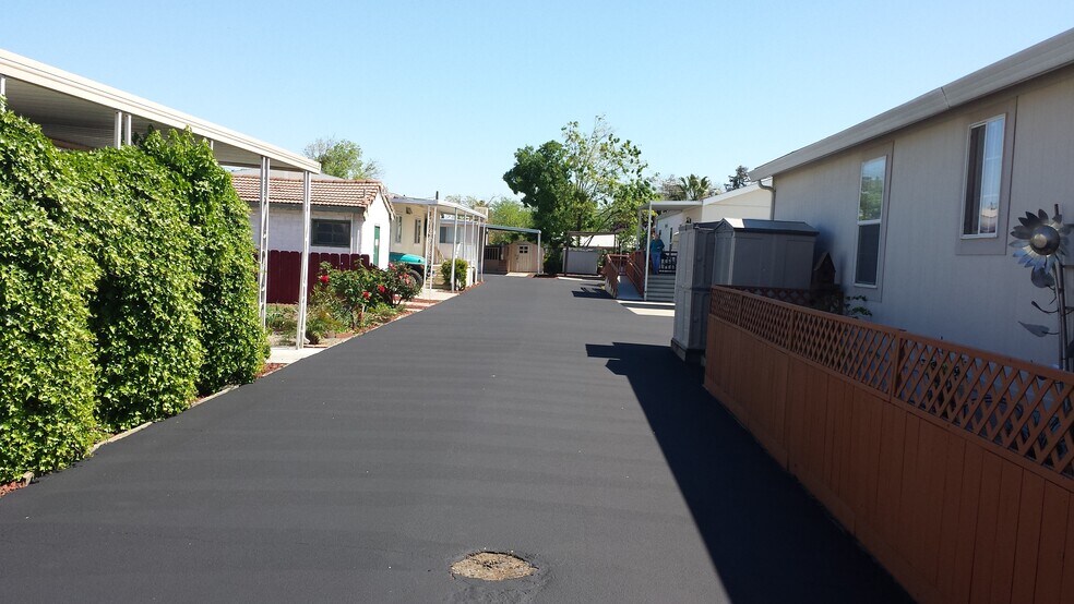 More Photos Of 2042 Tully Rd, Hughson Manufactured Housing Mobile Home Park For Sale