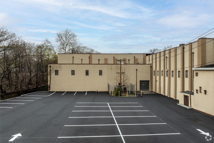 More Photos Of 46 Farrand St, Bloomfield Manufacturing For Sale