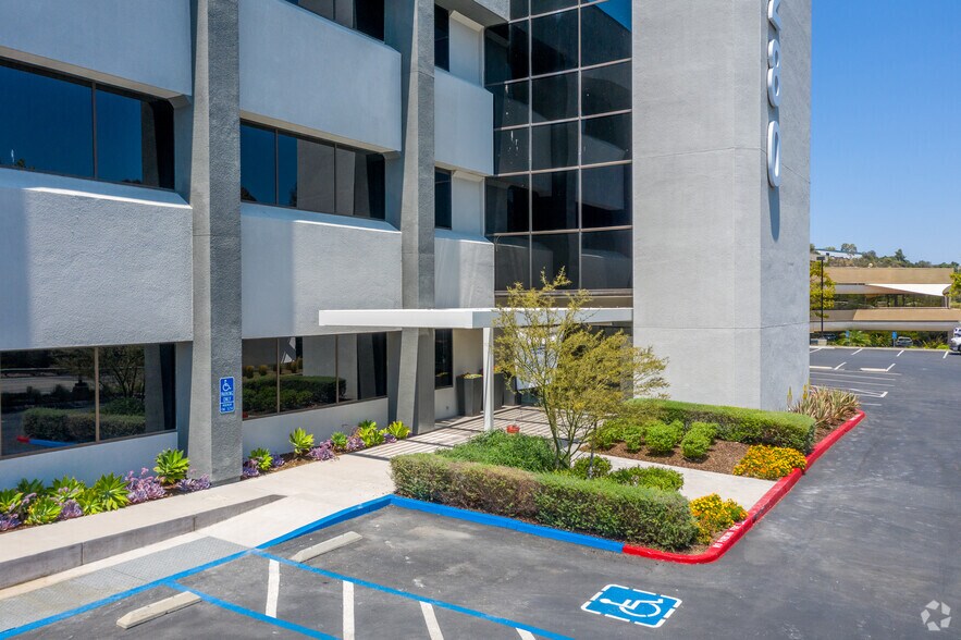 More Photos Of 5280 Carroll Canyon Rd, San Diego Office For Lease