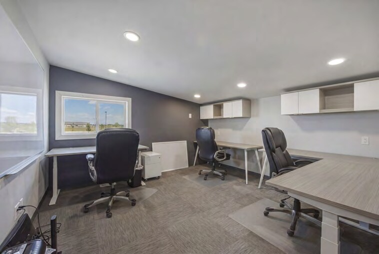 More Photos Of 2213 Henderson Loop, Richland Warehouse For Sale