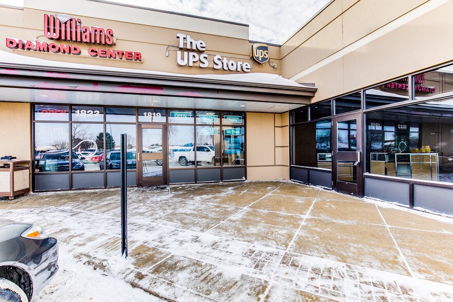 More Photos Of 1809-1859 Adams St, Mankato Storefront For Lease