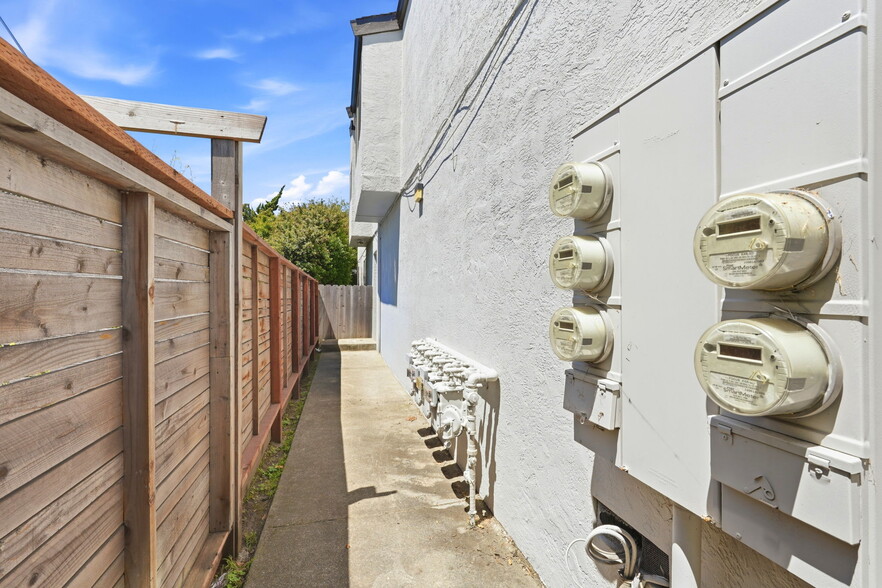 More Photos Of 3425 Carlson Blvd, El Cerrito Apartments For Sale