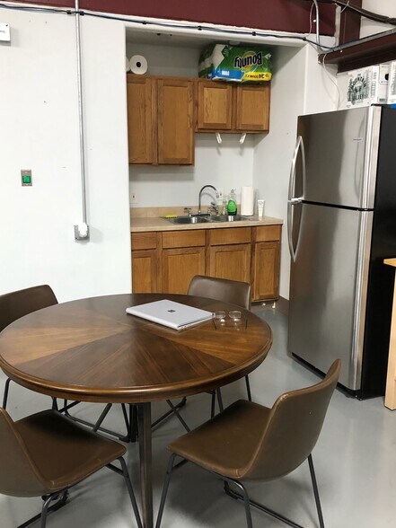 More Photos Of 14121 W Highway 290, Austin Warehouse For Sale